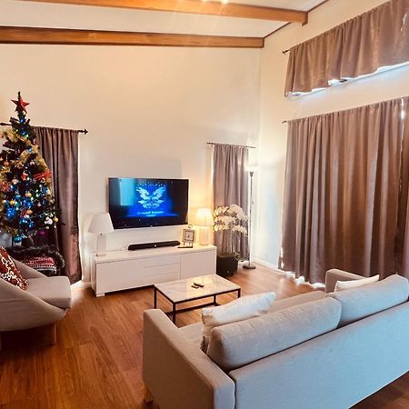 Cosy 4Br Home 15 Minutes Away From Melbourne Airport St Albans Εξωτερικό φωτογραφία