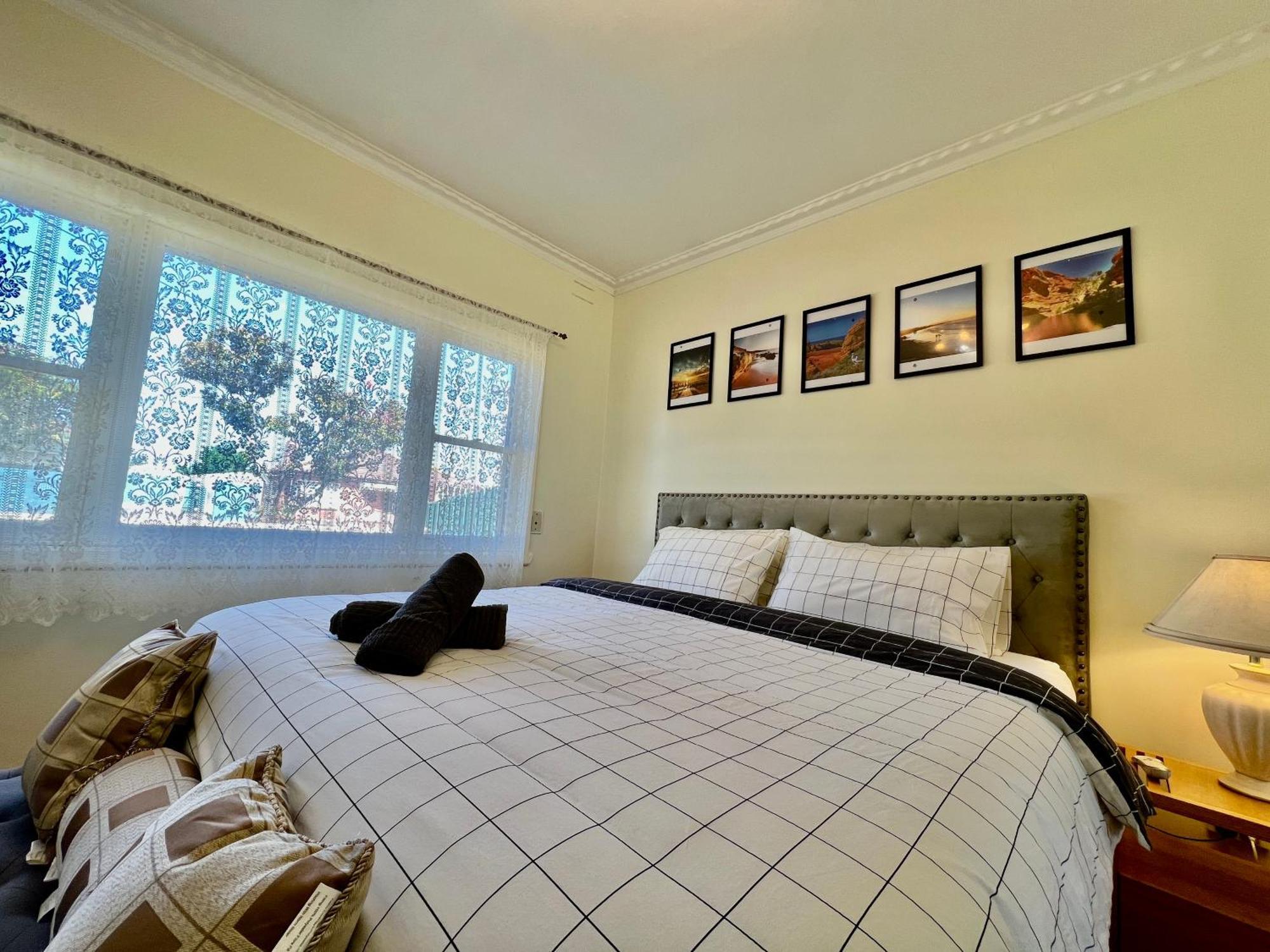 Cosy 4Br Home 15 Minutes Away From Melbourne Airport St Albans Εξωτερικό φωτογραφία