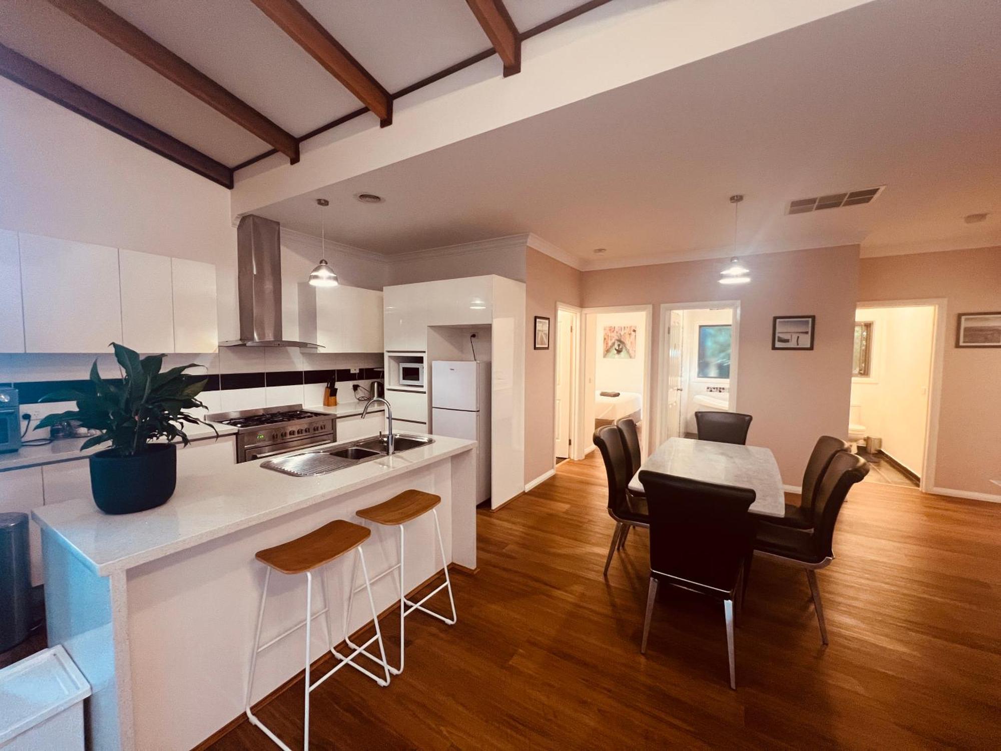 Cosy 4Br Home 15 Minutes Away From Melbourne Airport St Albans Εξωτερικό φωτογραφία