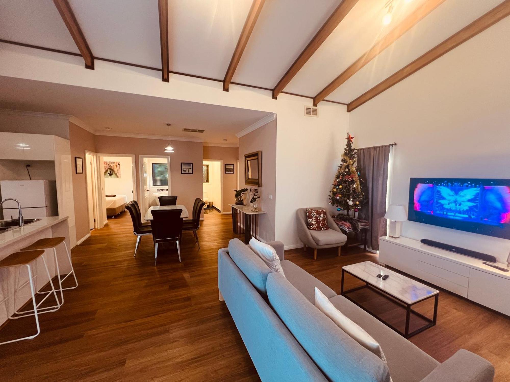 Cosy 4Br Home 15 Minutes Away From Melbourne Airport St Albans Εξωτερικό φωτογραφία
