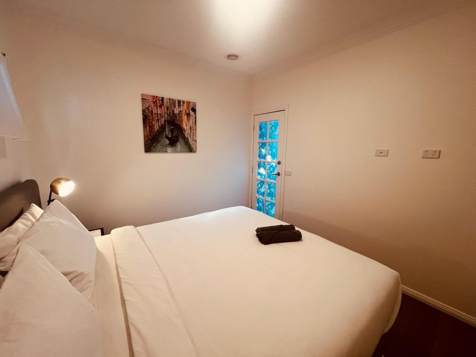 Cosy 4Br Home 15 Minutes Away From Melbourne Airport St Albans Εξωτερικό φωτογραφία